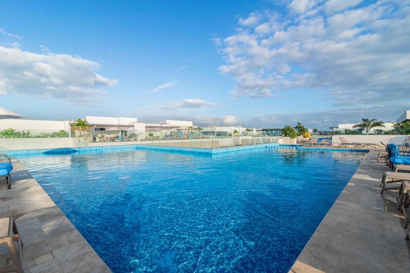 Ipana Luxury Apartments By Vacaciones.Yeah Плая дел Кармен Екстериор снимка